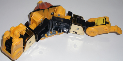 ��r�͉�]�����ăp���`�Ɠ���ւ��܂��B