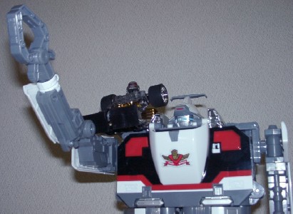 �E�C���O���C�i�[���{�̌��ɏ���Ă�̂̓z�C�[���}���̃h���b�O�T���B