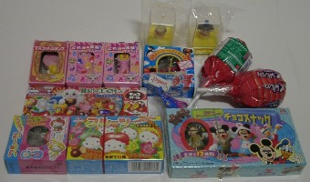 �J�[�h�L���v�^�[������`���R�X�i�b�N�A���W�������ǂ�݃`���R�X�i�b�N�A�������ۂ̉����A
�|�X�g�y�b�g�`���R�X�i�b�N�A�`���b�p�T�v���C�Y�A���N���̃L���������A�Z�T�~�X�g���[�g�̉����A
�t���[�c�n���[�L�e�B�`���R�X�i�b�N�A���E�̃f�Y�j�[�L�����N�^�[�`���R�X�i�b�N