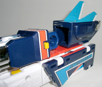 �ˏo�\�ȃp���`�͍��E���ʁB
 �~�T�C���Ƌ��ɗ\���������Ă܂��B