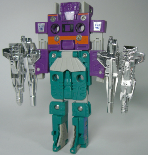 �X�N�H�[�N�{�b�N�X�O�ʁB
 �ό`�̓s���������Ă��A���[�����̉��Ɍ������d���ނ͖̂����ł��傤�ˁB